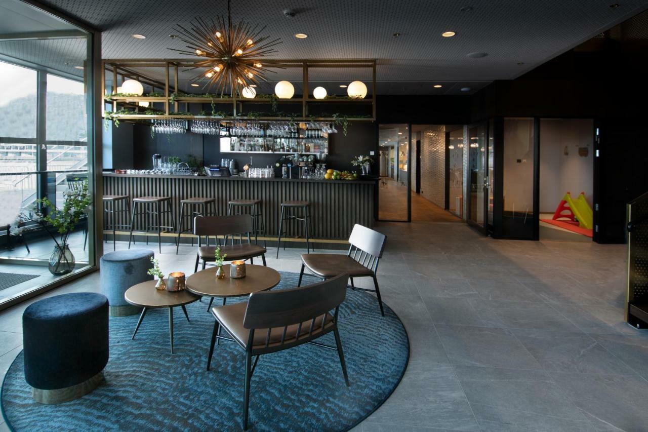 Mandal Hotel מראה חיצוני תמונה